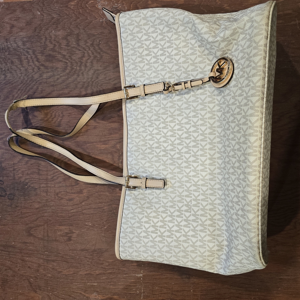 Michael Kors Cream Tote Bag Purse Shoulder Bag Damage